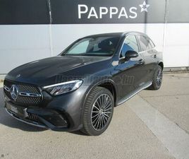 MERCEDES-BENZ GLC 300 E 4MATIC 9G-TRONIC PLUG-IN HYBRID MO.-I.VEZ.SZERVIZKÖNYV