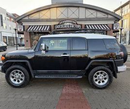 2013 TOYOTA FJ CRUISER TRD EDITION 4X4 LOW MILES