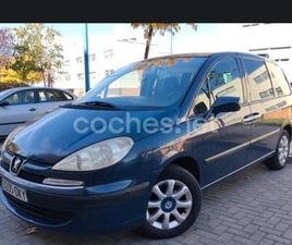 PEUGEOT 807 PEUGEOT 807 ST 2.2 16V UNIVERSAL MEDITERRANEA