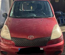 TOYOTA YARIS VERSO 2002