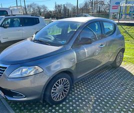 VOITURE LANCIA YPSILON 1.2 69CH S&S PLATINUM