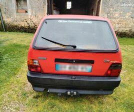 VÉHICULE AUTOMOBILE