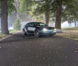 ALFA ROMEO GT V6 3.2 (BUSSO) NOIRE INTÉRIEUR CUIR ROUGE