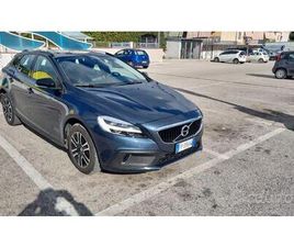 VOLVO V40 D2 VOLVO V40 D2