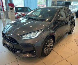 TOYOTA YARIS 1.5 120H STYLE