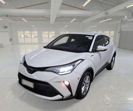 TOYOTA PORTE TOYOTA C-HR 1.8H 98CV E-CVT BUSINESS 5 PORTE SUV