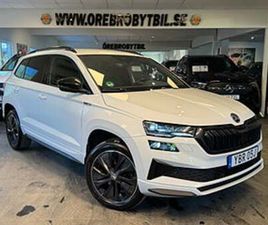 SKODA KAROQ 1.5 TSI AUT SPORTLINE DRAG VÄRMARE COCKPIT CARPLAY MOMS