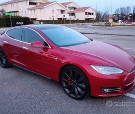 TESLA MODEL S P85D (RICARICHE GRATIS 700 HP)