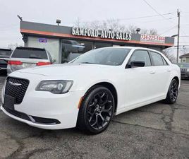 STUNNING ONE OWNER 2019 CHRYSLER 300 TOURING 66K MILES NO ACCIDENTS