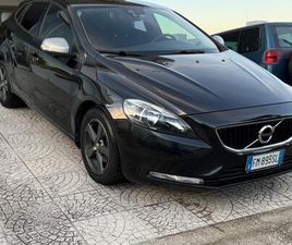 VOLVO V40 D2 VOLVO V40 D2 INSCRIPTION