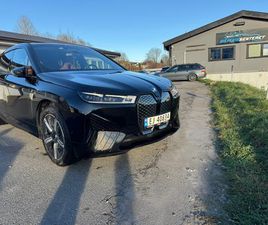 XDRIVE40 FULLY CHARGED LUFTFJÆRING , 4-HJULSSTYRING