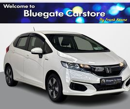 TOUCHSCREEN DISPLAY**MEDIA CONNECTIVITY**KEYLESS START**REVERSE CAMERA**PARKING SENSORS**CRUISE CONTROL**SEMI DIGITAL DASH**LANE ASSIST**EMERGENCY BRAKE ASSIST*