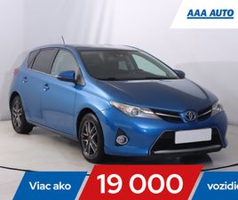 TOYOTA AURIS TOYOTA AURIS 2.0 D-4D,2.MAJ, SERV.KNIHA