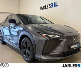 450E AWD EXECUTIVE /ACC/LED/KAMERA/PANO/SKINN/VARMERATT