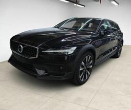 VOLVO V60 B5 CROSS COUNTRY PRO*AHK*VOLL-LED*KAM*BLIS
