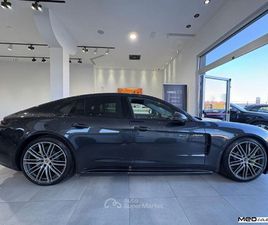 PORSCHE PANAMERA 4 4 E-HYBRID