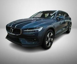 VOLVO V60 CC ULTIMATE AWD*AHK*BOWERS*STANDH