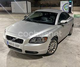 VOLVO C70 2.4 MOMENTUM