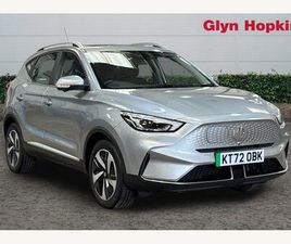 72.6KWH TROPHY CONNECT LONG RANGE AUTO 5DR