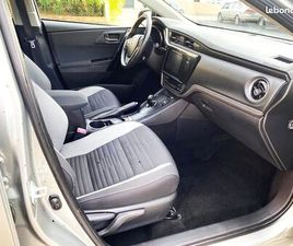 TOYOTA AURIS SPORTS TOURING HYBRIDE 136H DYNAMIC BREAK