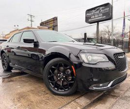 ◊ 2015 CHRYSLER 300S AWD – SPORTY • LUXURY • ALL-WHEEL DRIVE SEDAN