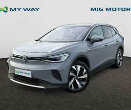 VOLKSWAGEN ID.4 PRO PERFORMANCE BUSINESS PREMIUM 77 KWH (204PK) /// 360° CAMERA /// ELEKTRISCHE KOFFERKLEP /// HEAD-UP DISPLAY