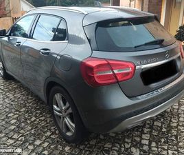 MERCEDES-BENZ GLA 220 D