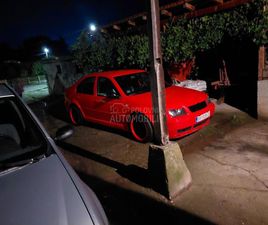 VOLKSWAGEN BORA 2.3 V5