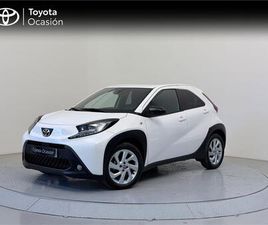 TOYOTA AYGO X PLAY MT