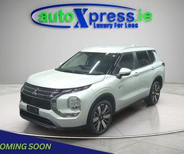 4WD PHEV G, LOW MILEAGE, REVERSING CAMERA