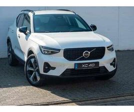 VOLVO XC40 B4 PLUS DARK
