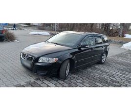 VOLVO AUTO VOLVO V50