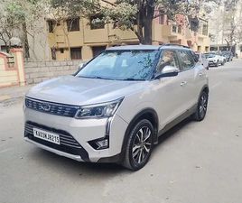 MAHINDRA XUV300