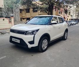 MAHINDRA XUV300
