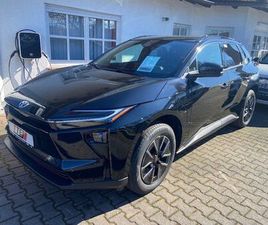 TOYOTA BZ4X TEAMPLAYER