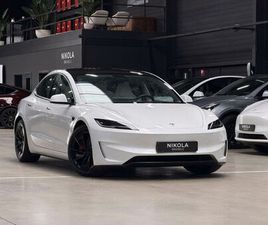 TESLA MODEL 3 PERFORMANCE - HIGHLAND - WHITE SEATS