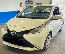 TOYOTA AYGO TOYOTA AYGO 1,0XPLAY 70CV