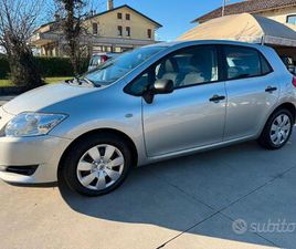 TOYOTA AURIS 5P 1.4 SOL UNICO-PR 96.000 KM