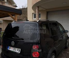 VOLKSWAGEN CROSS TOURAN