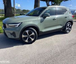 VOLVO XC40 B3 VOLVO XC 40 2.0 B3 CORE