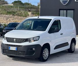 AUTO USATA L1 BLUEHDI 100CV ASPHALT