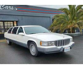 CADILLAC FLEETWOOD LIMOUSINE