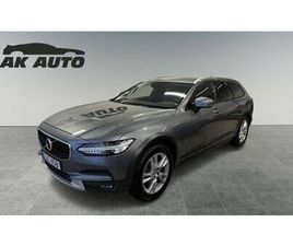 D4 AWD GEARTRONIC MOMENTUM KAMERA/ VÄRMARE/ DRAGKROK