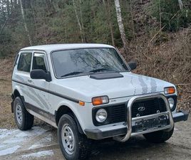 LADA NIVA 1.HAND TÜV 2/28 SCHWELLER NEU KEIN ROST ! 4 SITZE