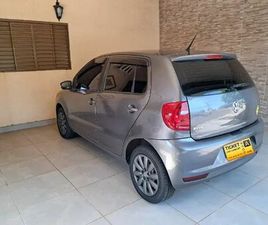 VOLKSWAGEN FOX VOLKSWAGEN FOX 1.0 MI TOTAL FLEX 8V 5P 2013