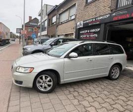 VOLVO V50 ② VOLVO V50 T3 ESSENCE 2000CC AVEC 98KM 1ER MAIN — VOLVO — 2EMEMAIN