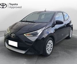 TOYOTA PORTE TOYOTA AYGO 1.0 VVT-I 72 CV 5 PORTE X-FUN MMT DEL 2021 USATA A CAGLIARI