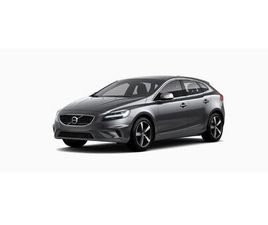 VOLVO V40 T2 GEARTRONIC BUSINESS DEL 2018 USATA A COLLECCHIO