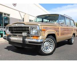 JEEP GRAND WAGONEER