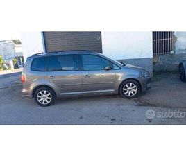 VOLKSWAGEN TOURAN TOURAN VOLKSWAGEN ANNO 2011